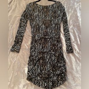 Long sleeve backless Tart dress